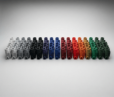 Dyed 3D printed part with uniform color